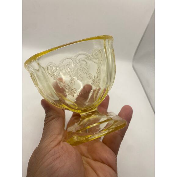Vintage Yellow Depression Glass by Indiana Glass - Champagne Sherbet Bowl - Picture 2 of 6